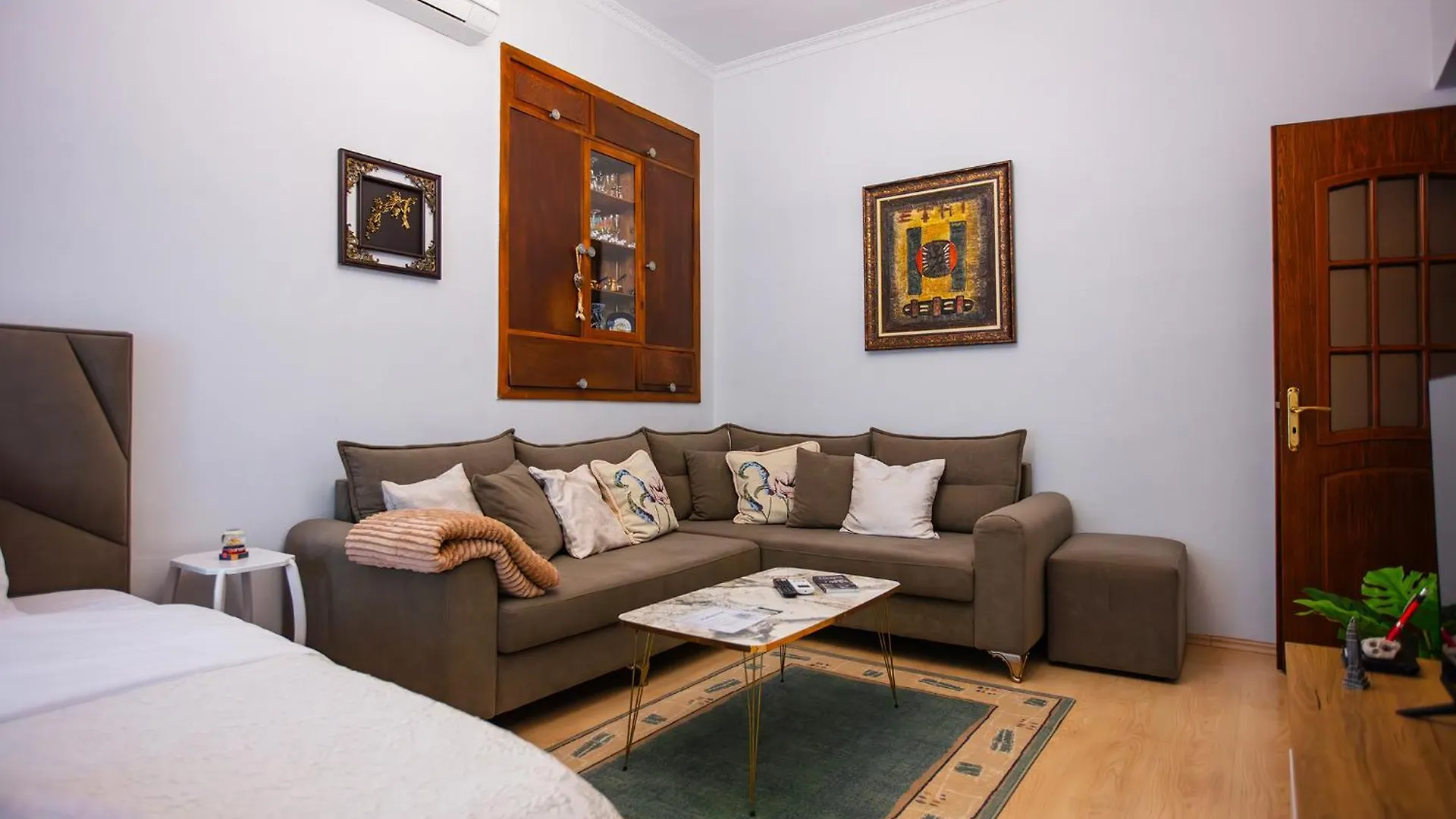 Tirana Center Apartment - Zogu I Boulevard אלבניה