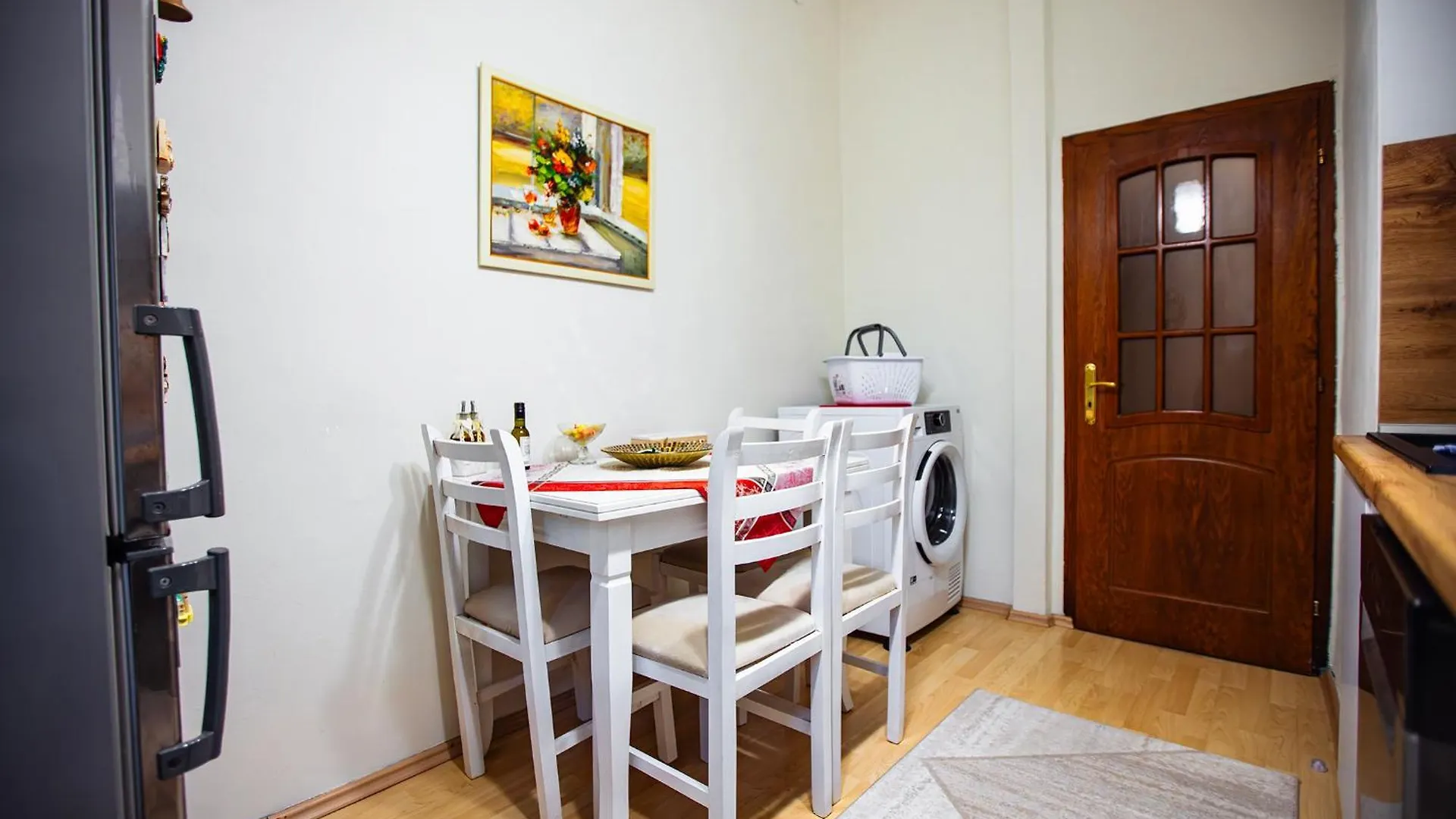 Tirana Center Apartment - Zogu I Boulevard