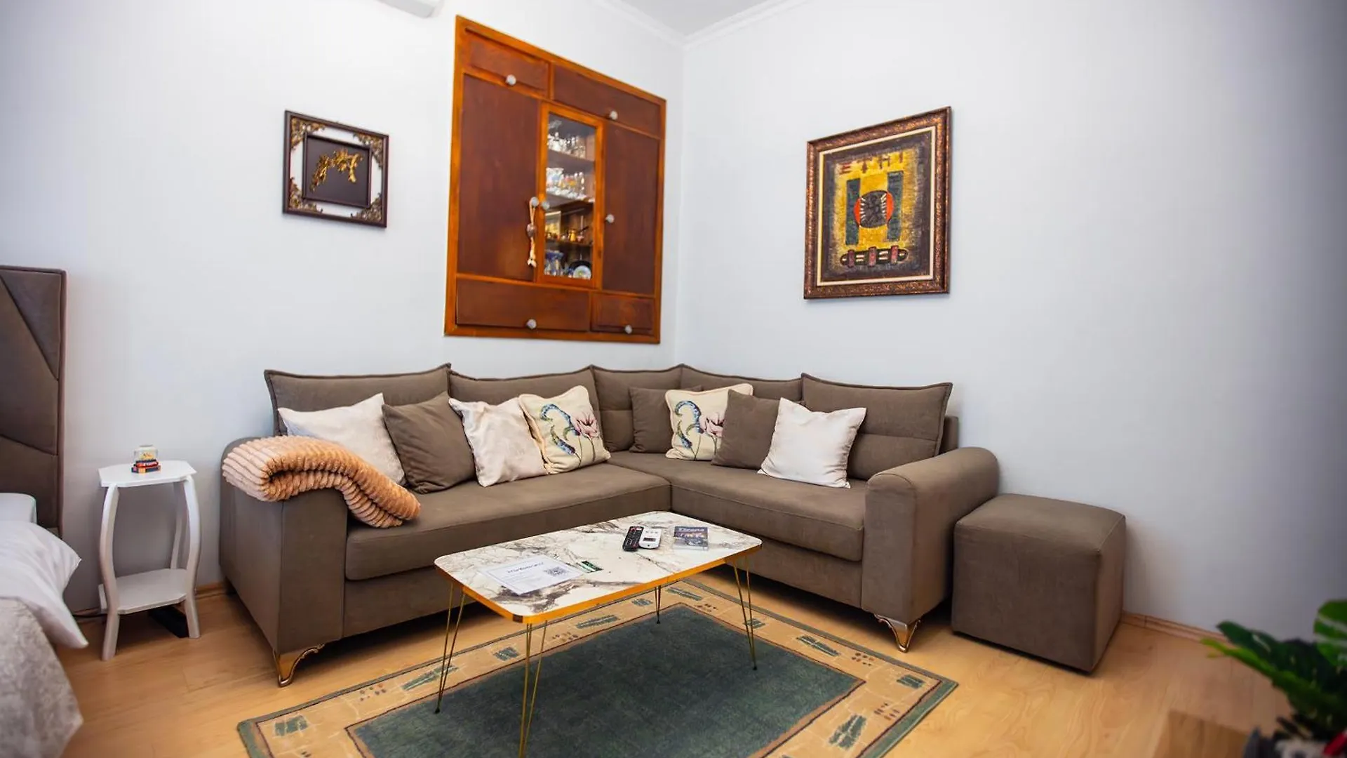 Tirana Center Apartment - Zogu I Boulevard