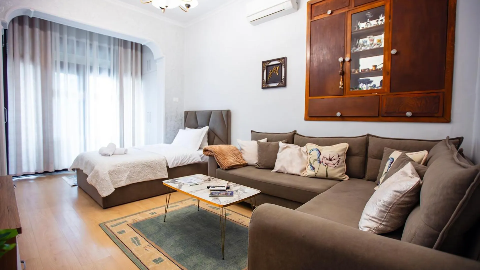 Tirana Center Apartment - Zogu I Boulevard אלבניה